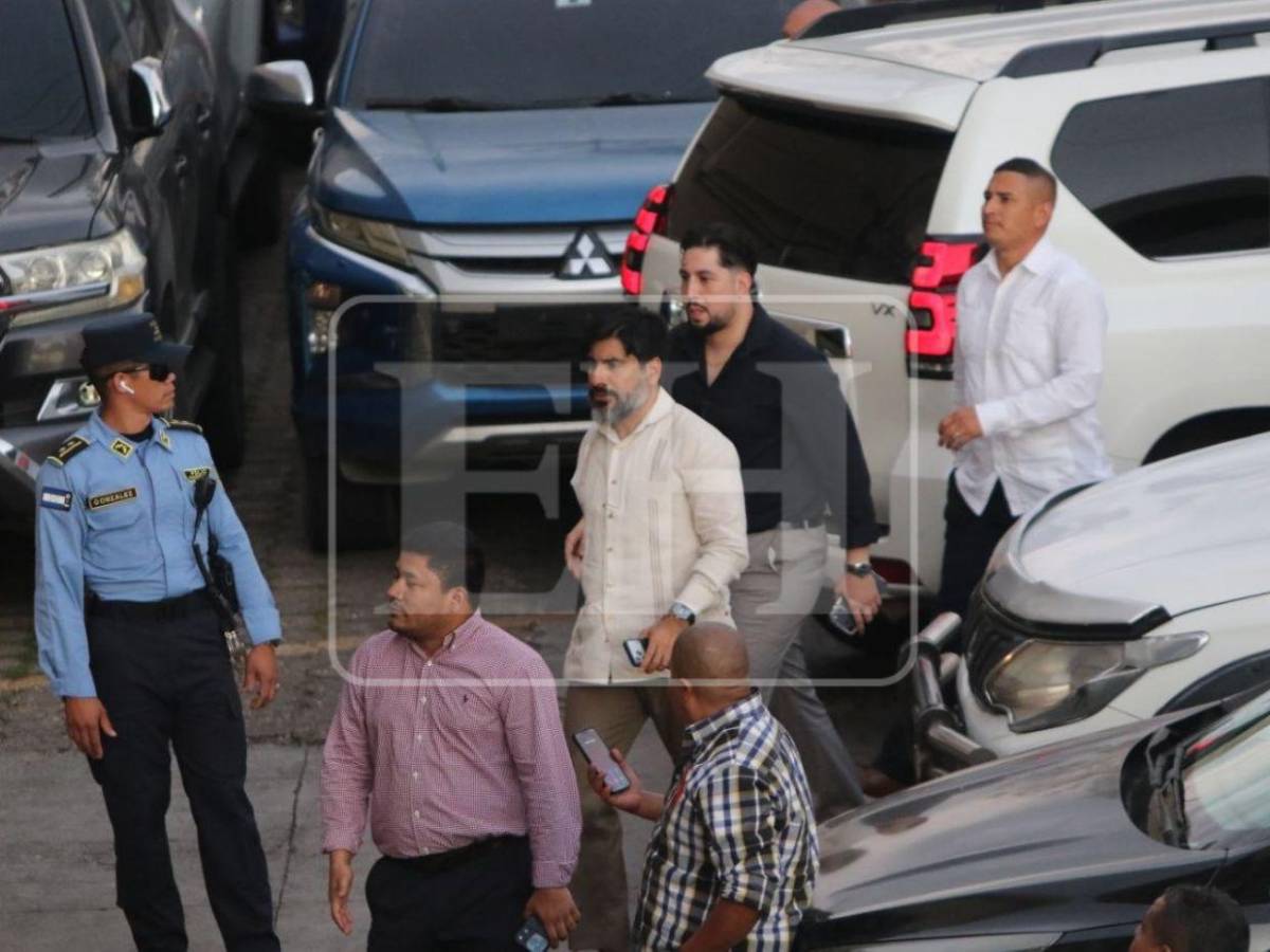 Así salió Johel Zelaya tras maratónica comparecencia ante comisión investigadora