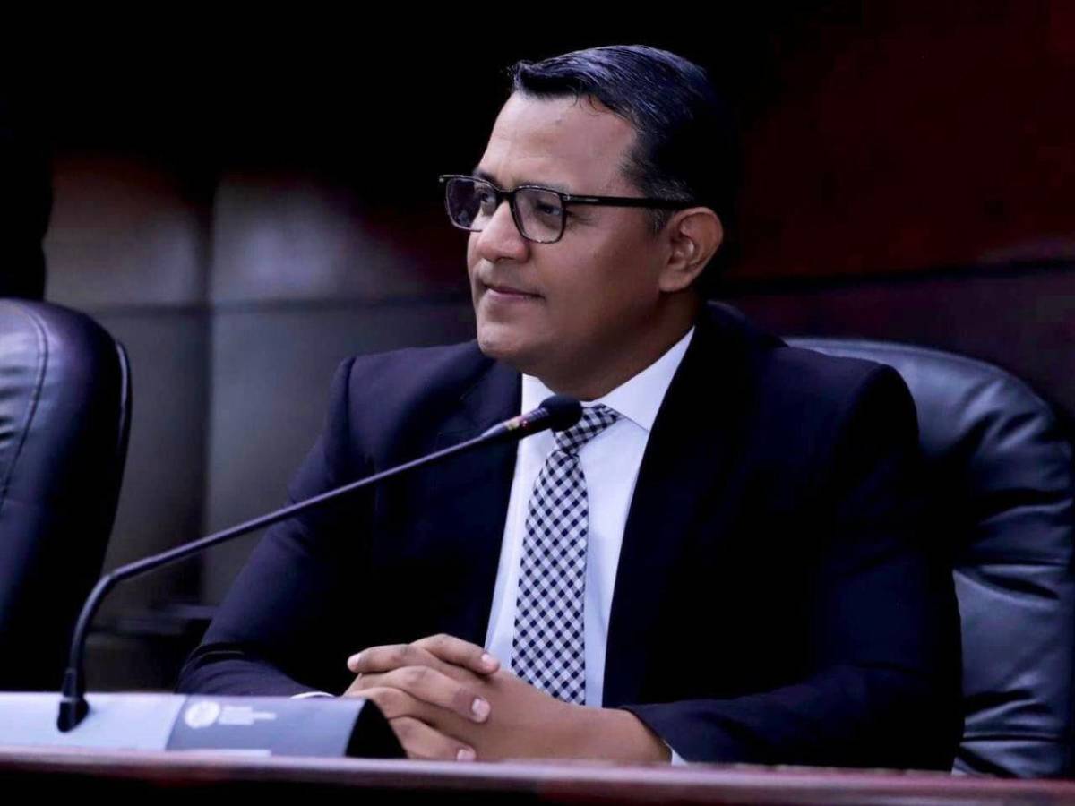 Diputados que viven sus últimos días como congresistas tras no poder reelegirse