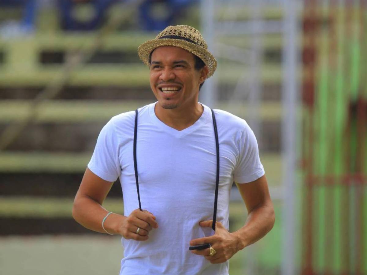 Autos de lujo y excentricidades: Así era la vida de Rambo de León en su mejor momento en Italia