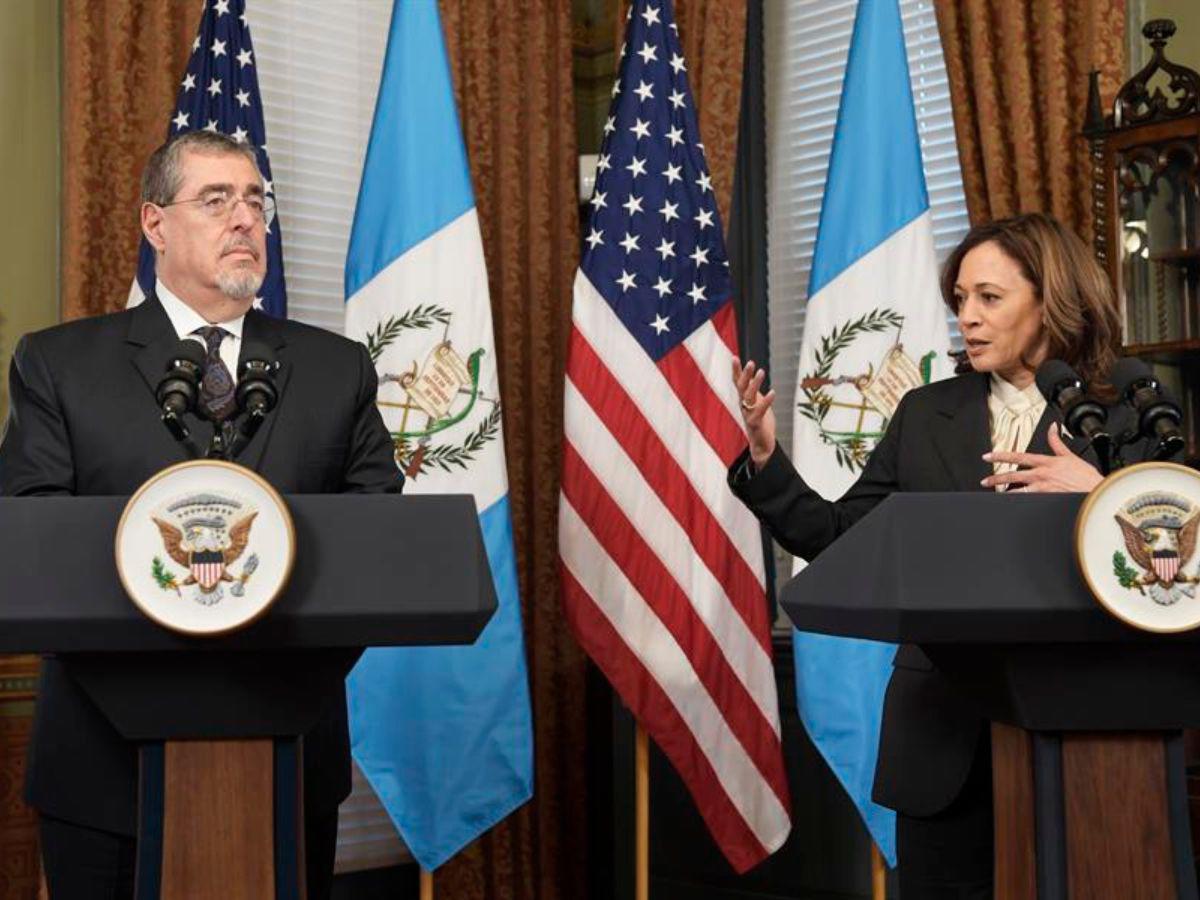 Kamala Harris se reúne Bernardo Arévalo, presidente de Guatemala, en EUA