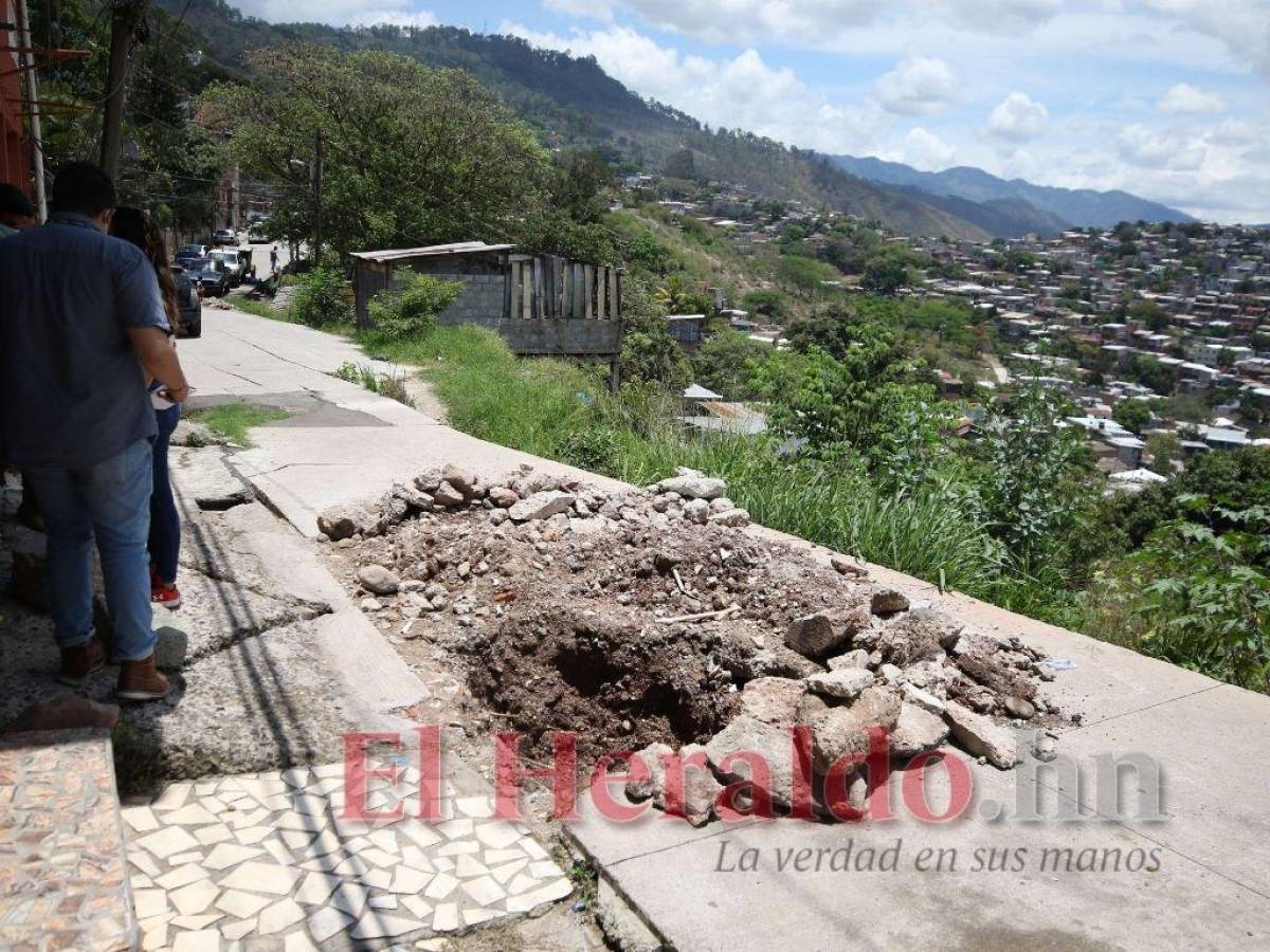 La falla geológica de la colonia El Reparto tiene atemorizados a los vecinos.