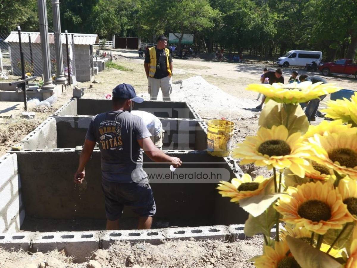 El último adiós: una sola fosa recibió a las seis víctimas del incendio en SPS