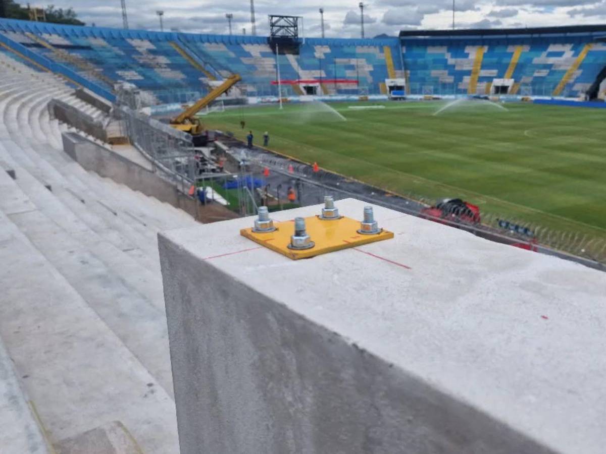 Nuevas fotos: Así va quedando el Estadio Nacional con el techo que le están instalando