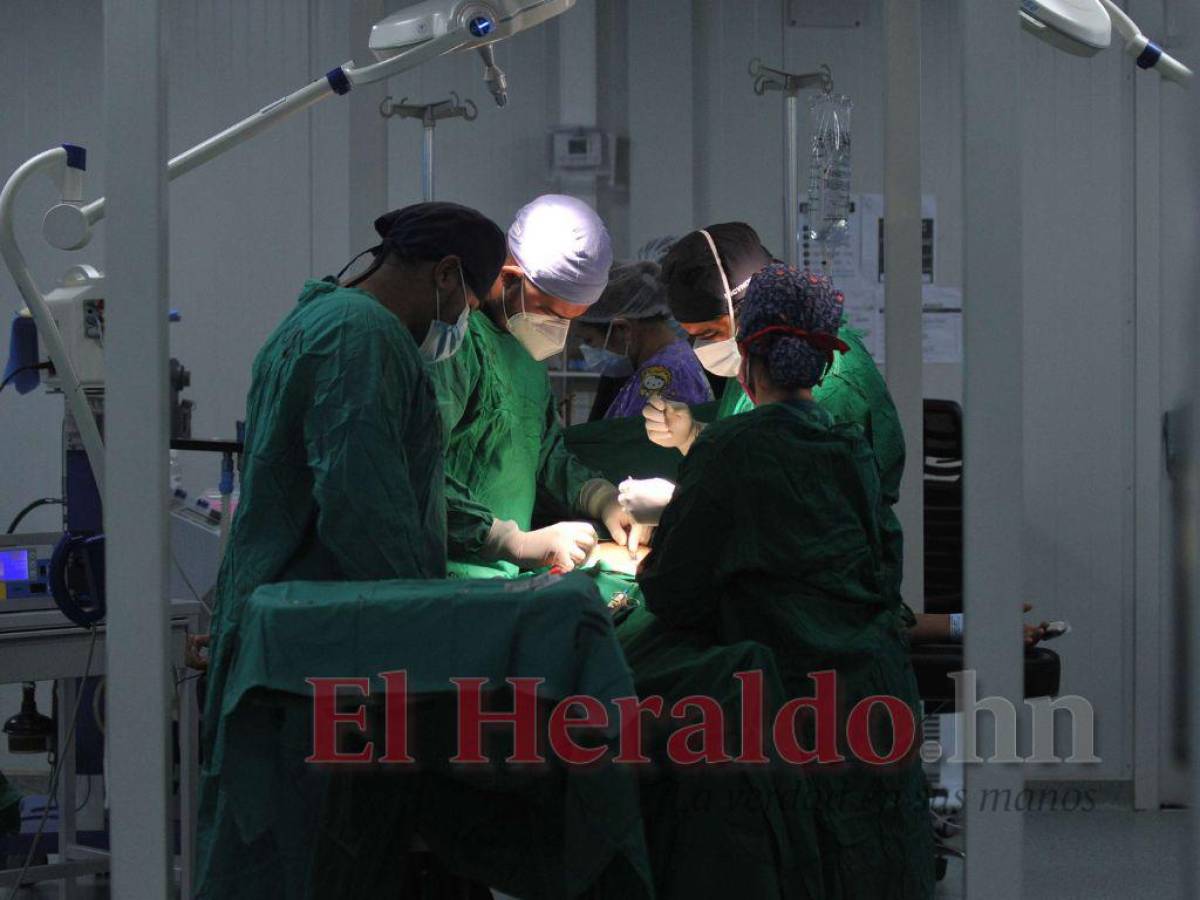Hospital móvil del HE atendió 1,603 cirugías en más de un año