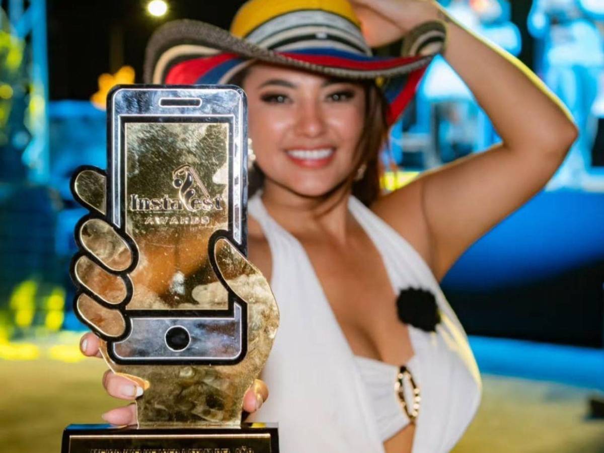 Jennifer Aplícano y Milagro Flores reciben reconocimientos en Colombia