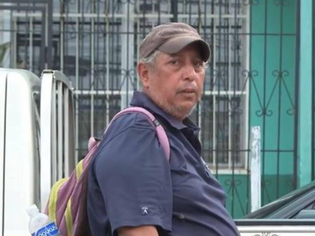 Legendario cronista deportivo ahora pide en las calles de La Ceiba para sobrevivir: su cruel situación