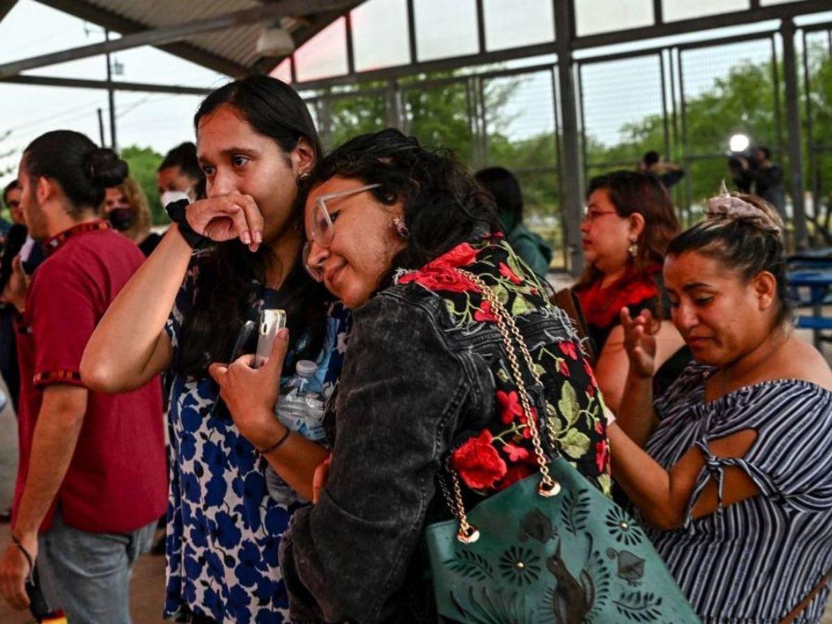 “Vine a los 14 años en un tráiler y perdí el conocimiento por el calor”, migrantes que completaron su travesía para llegar a EEUU