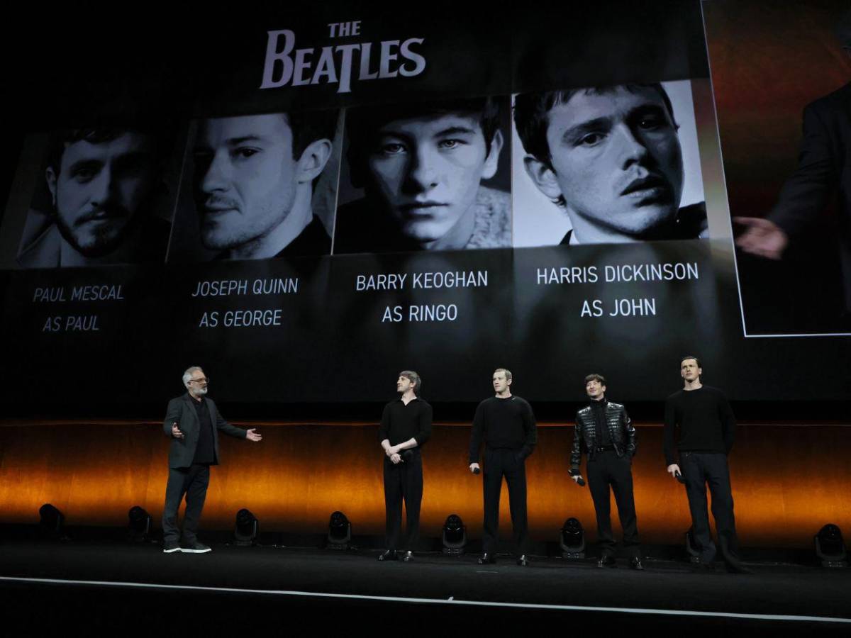 Paul, Harris, Josep y Barry, ellos son los nuevos Beatles Paul, Harris, Josep y Barry, ellos son los nuevos Beatles