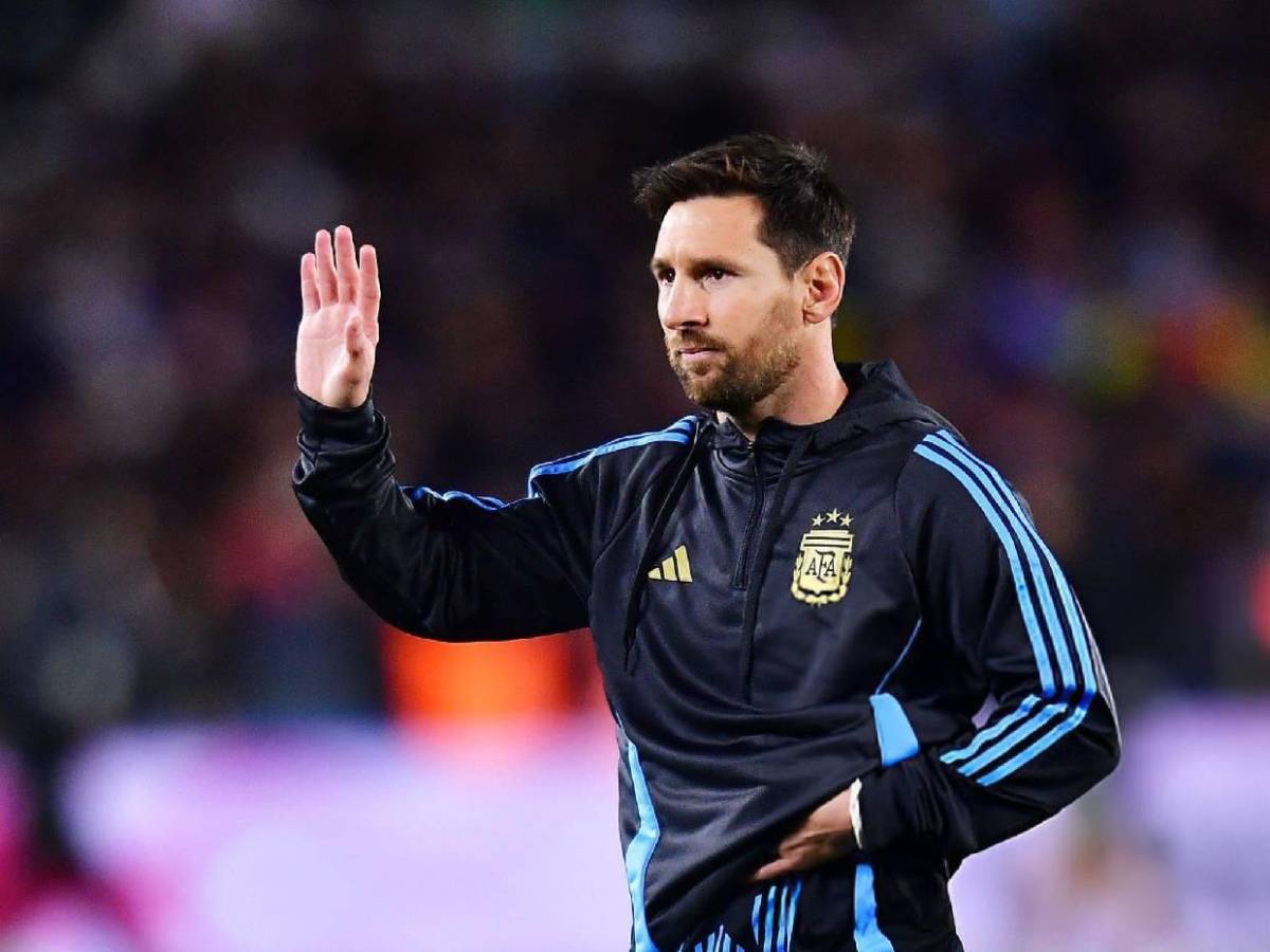 Llanto y linda despedida de su afición: Así fue el último partido eliminatorio de Messi en Argentina