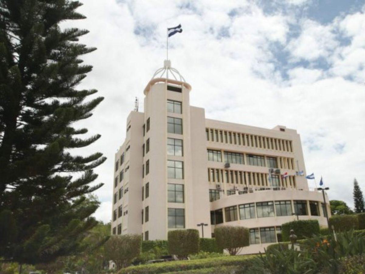 Abrirán oficinas diplomáticas en países del norte y el sur de África