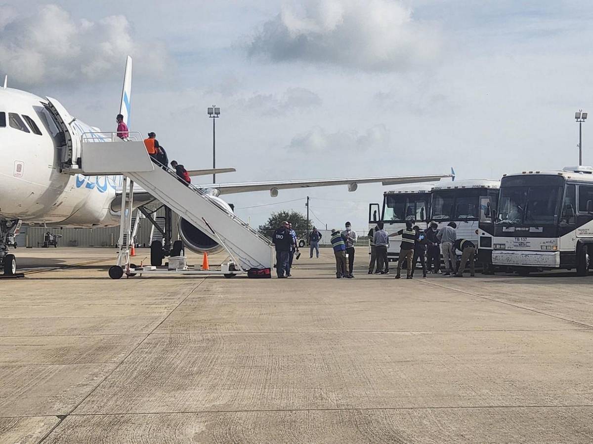 Entre pánico y desesperanza, así viven migrantes primer día del gobierno de Trump