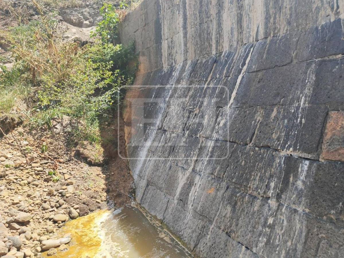 Como un hilo de agua: así está este 7 de septiembre el río Guacerique que agoniza por la sequía