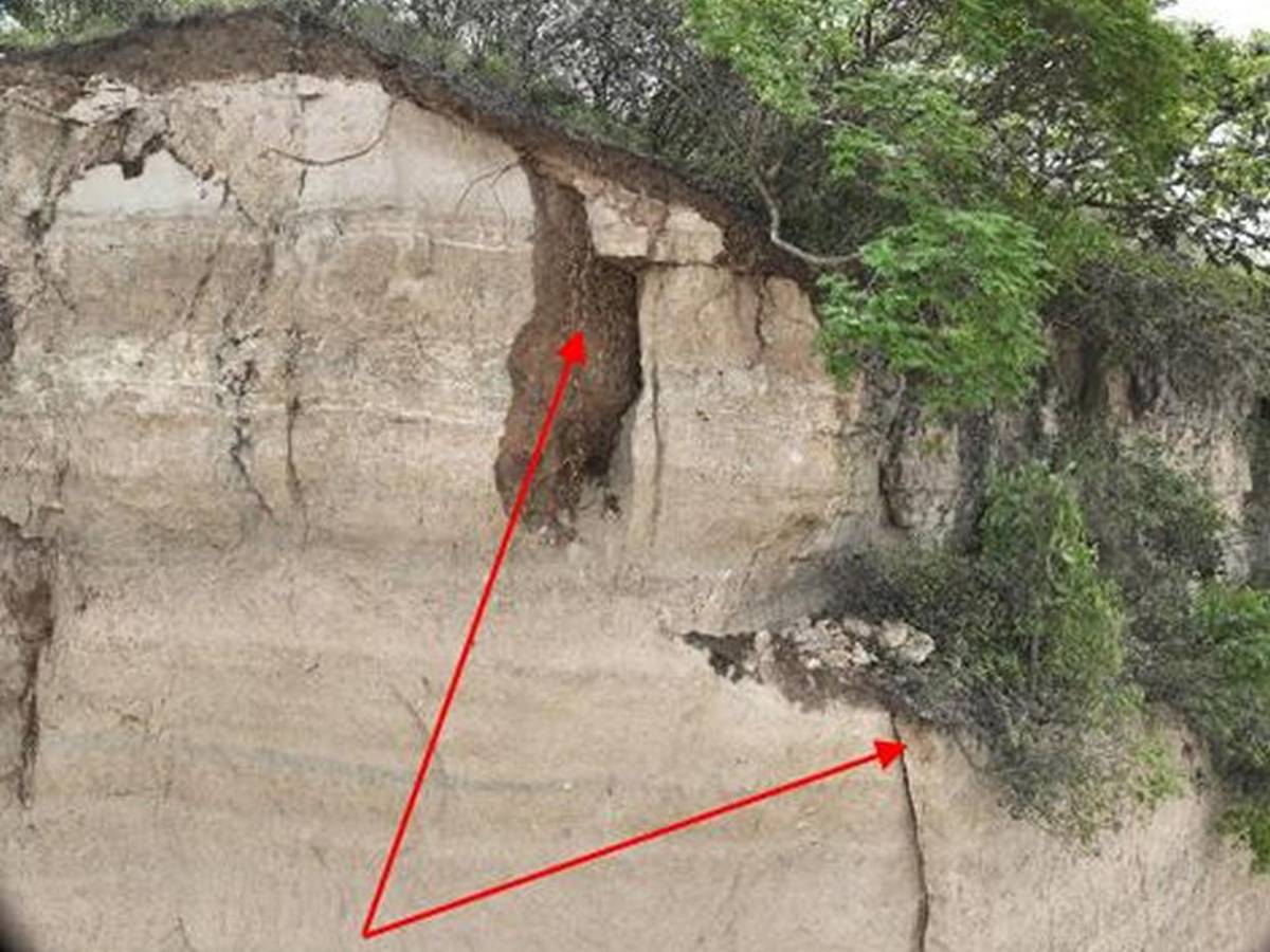 Informe revela cómo año a año el cerro sufrió cambios antes de derrumbarse en anillo periférico