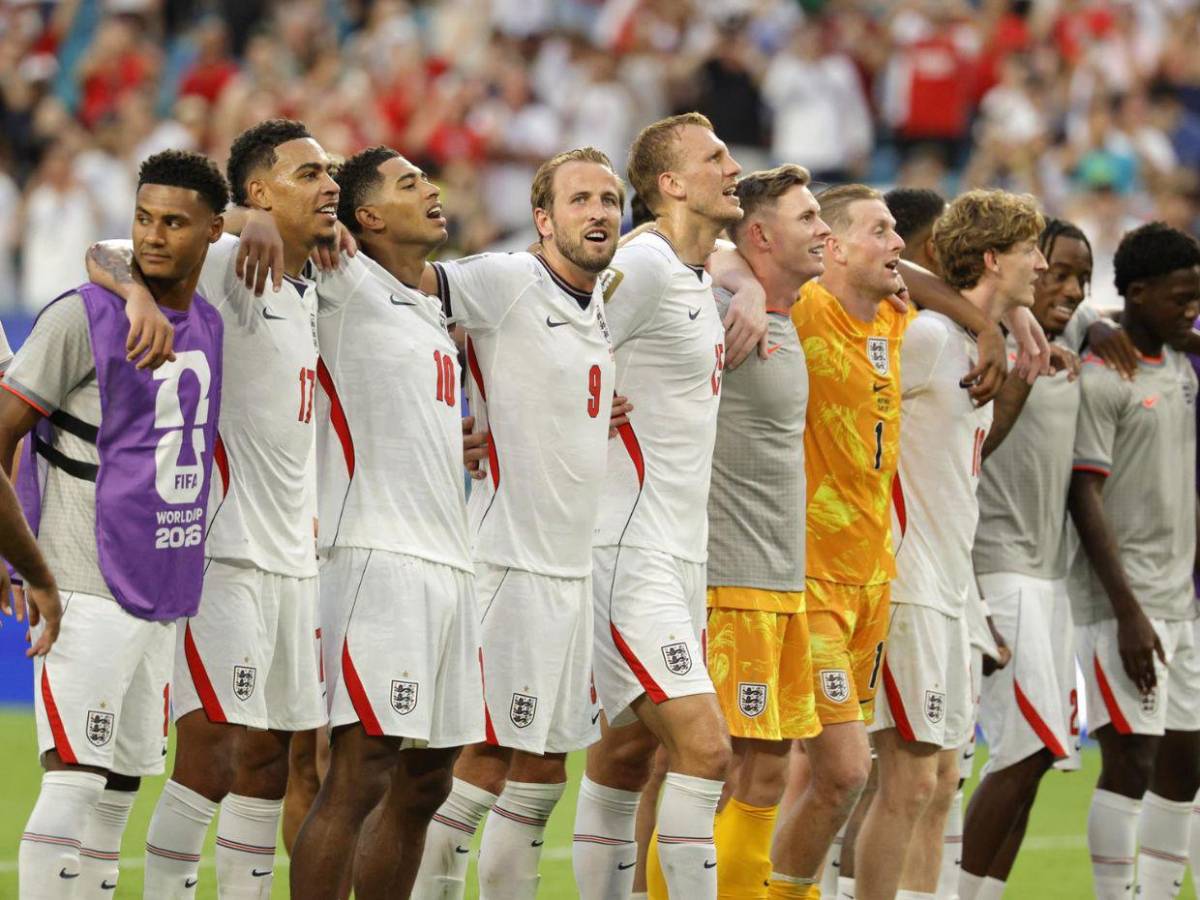 ¿El balón rozó una cámara aérea? Polémica por gol de Inglaterra ante Noruega en el Mundial