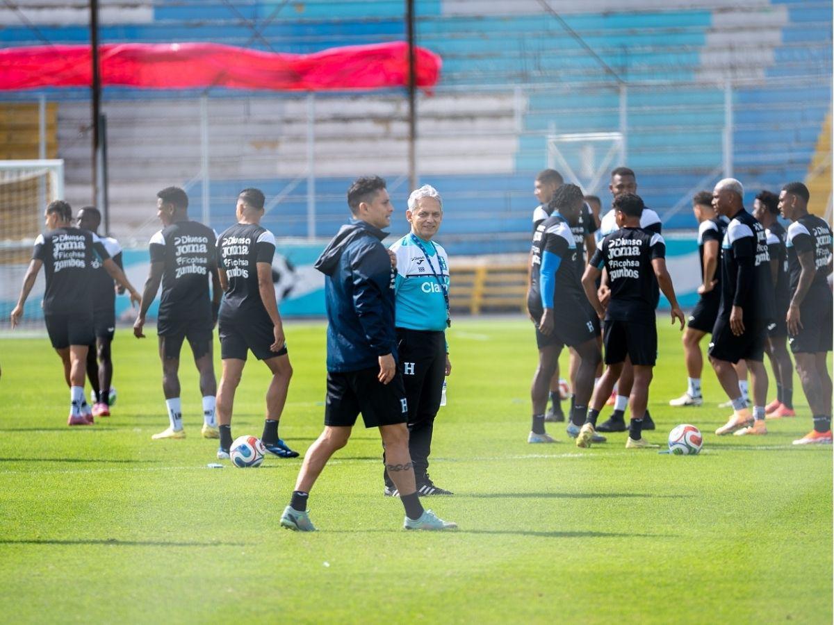 ¿Pelones? Palma sorprende en entreno de Honduras antes de enfrentar a Costa Rica