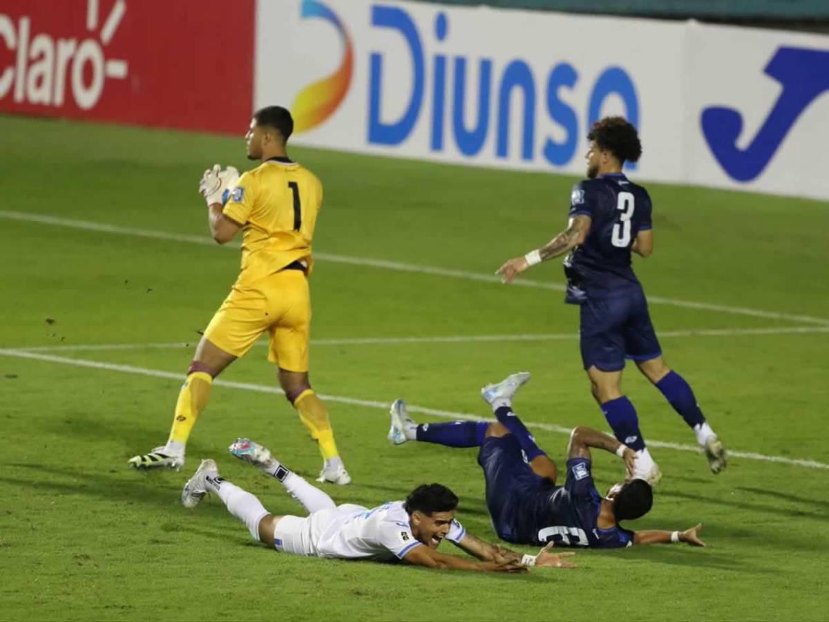 Lo que hizo la pareja del año, lindas chicas y bronca: Postales del triunfo de Honduras vs Nicaragua