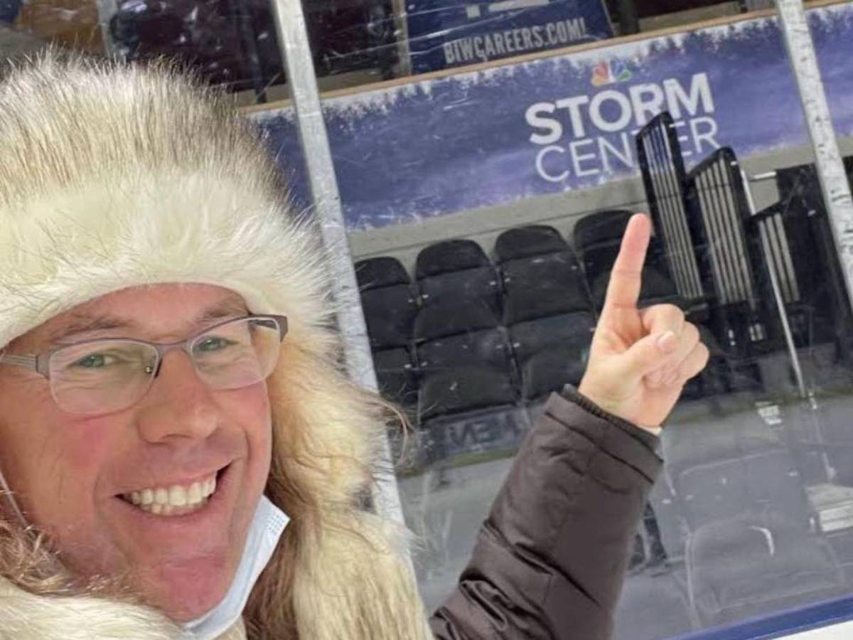 Divorciado y transgénero: Robert Dorgan, el tirador que mató a su exesposa e hijo en partido de hockey