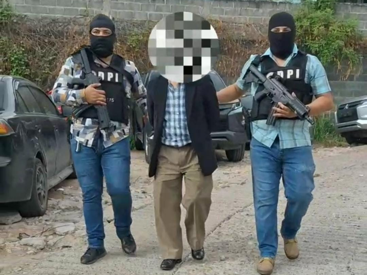 Capturan a abogado acusado de agredir sexualmente a su hija de 12 años