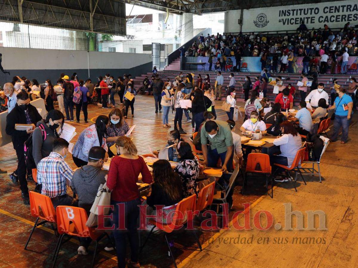 Honduras: Ofrecerán más de 9,000 plazas para maestros de primaria