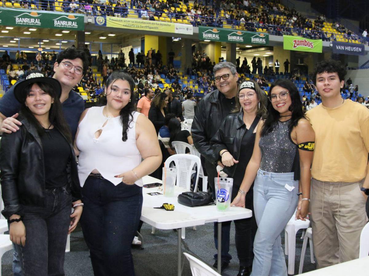 El público hondureño se rindió ante Juanes: Las mejores fotos de los fans en Tegucigalpa