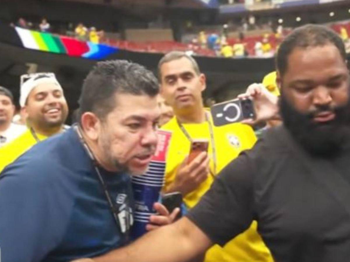 Speed se encara con salvadoreño en estadio del Mundial por culpa de Messi