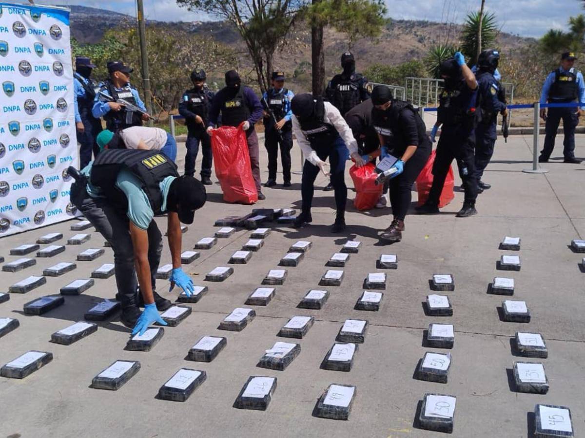 Llegan a la capital los 170 kilos de cocaína incautada en Choluteca