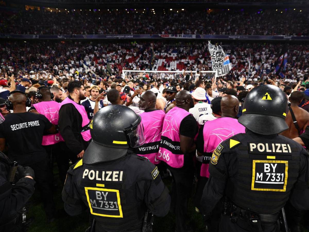 En fotos: Muertos en París tras celebración del PSG por ganar la Champions