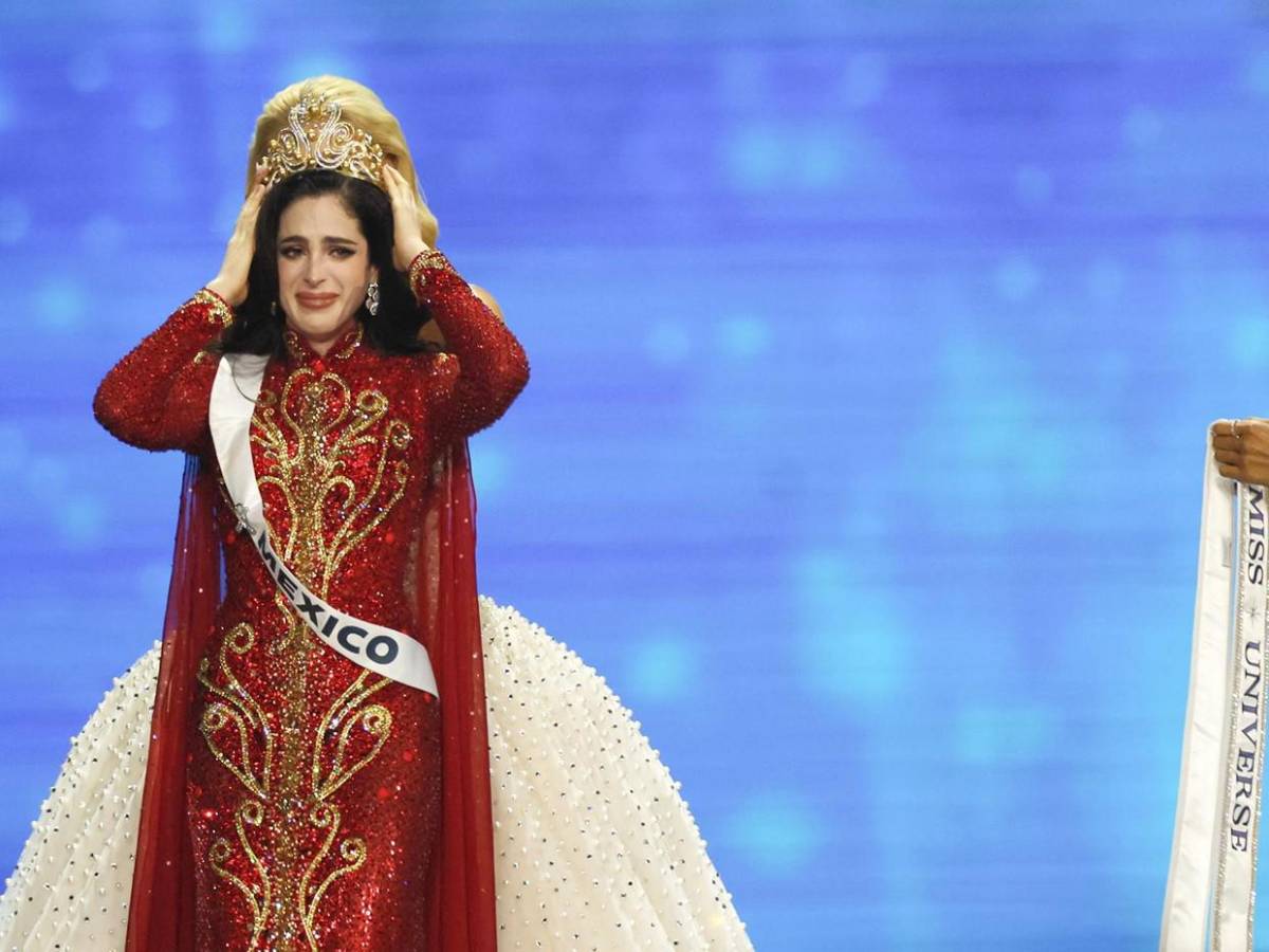 Así fue coronada Fátima Bosch como Miss Universo 2025, entre denuncias de fraude