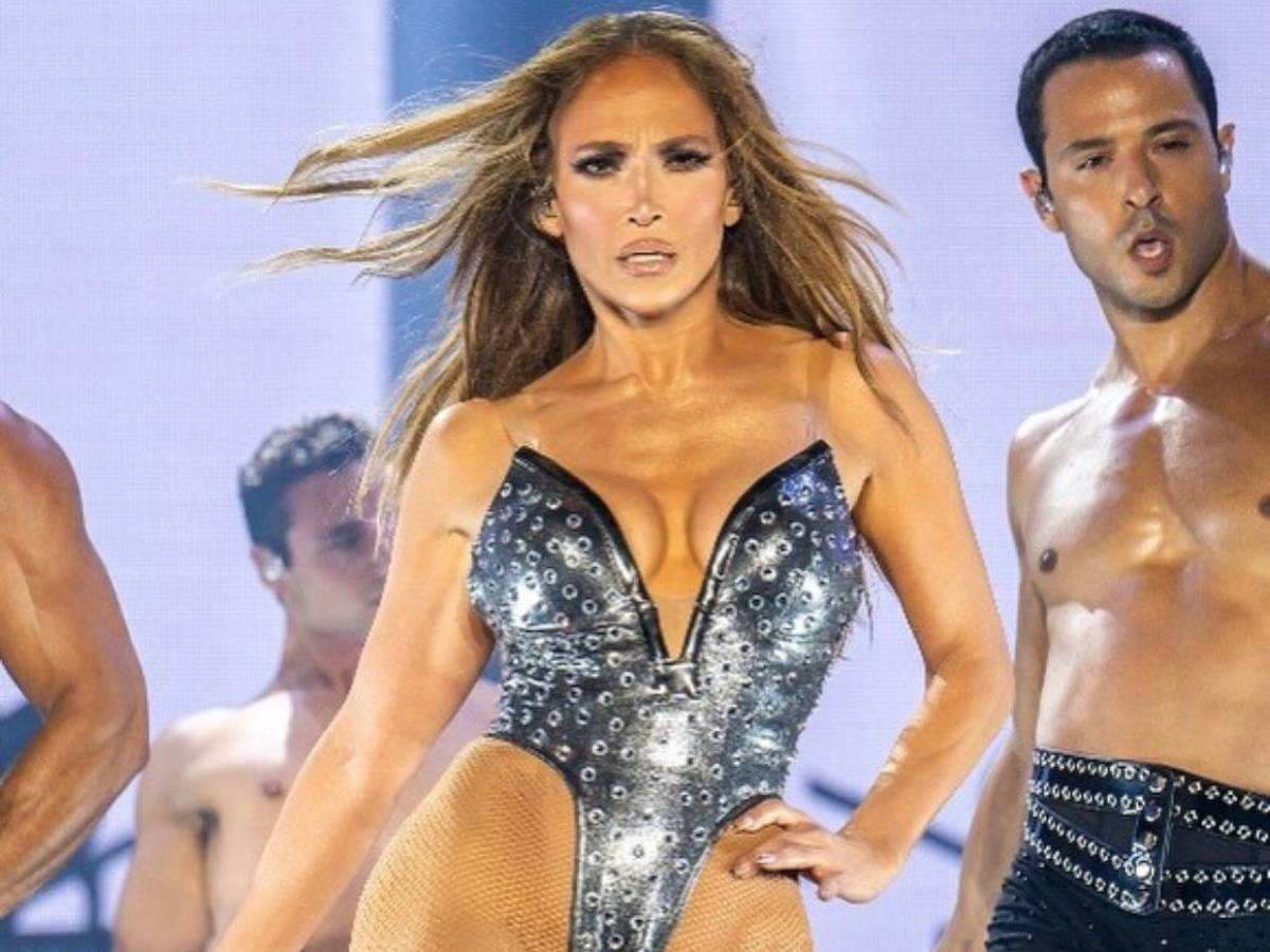 Si tuvieras este trasero, también irías desnuda: la réplica de JLo a sus detractores