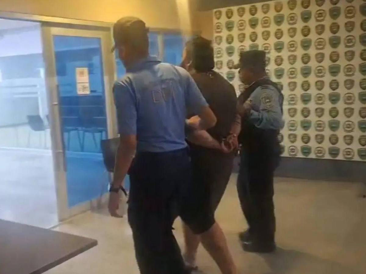 Vendedor de tacos en Siguatepeque es detenido tras encontrar restos de perros en su casa