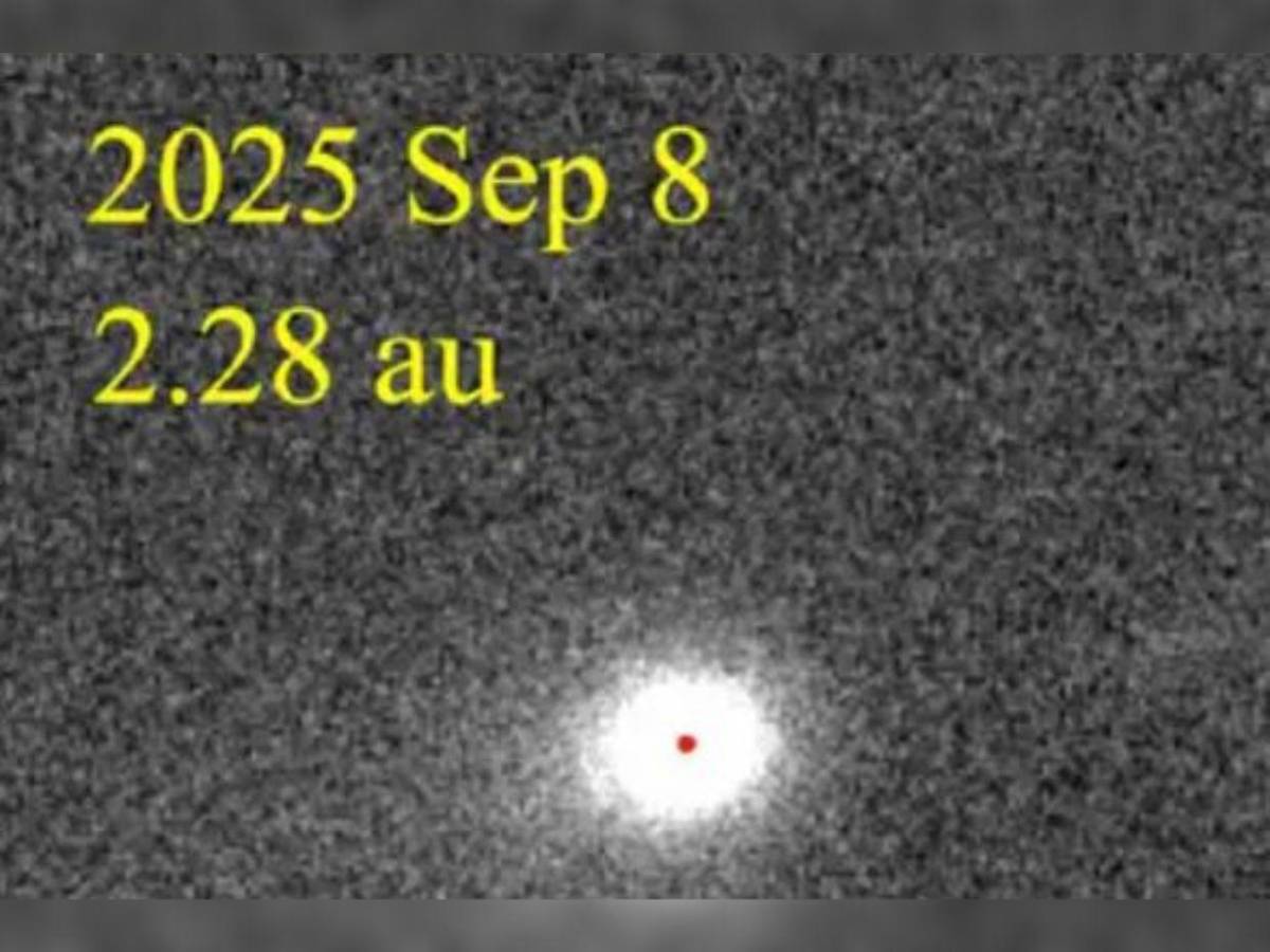El cometa 3I/ATLAS sorprende al cambiar misteriosamente la dirección de su cola: esto se sabe