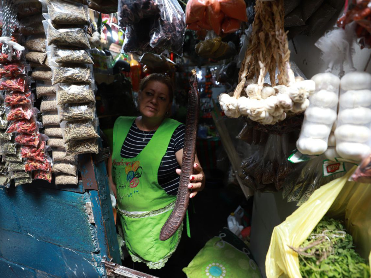 Demanda de los remedios sube un 20% por las enfermedades en Tegucigalpa