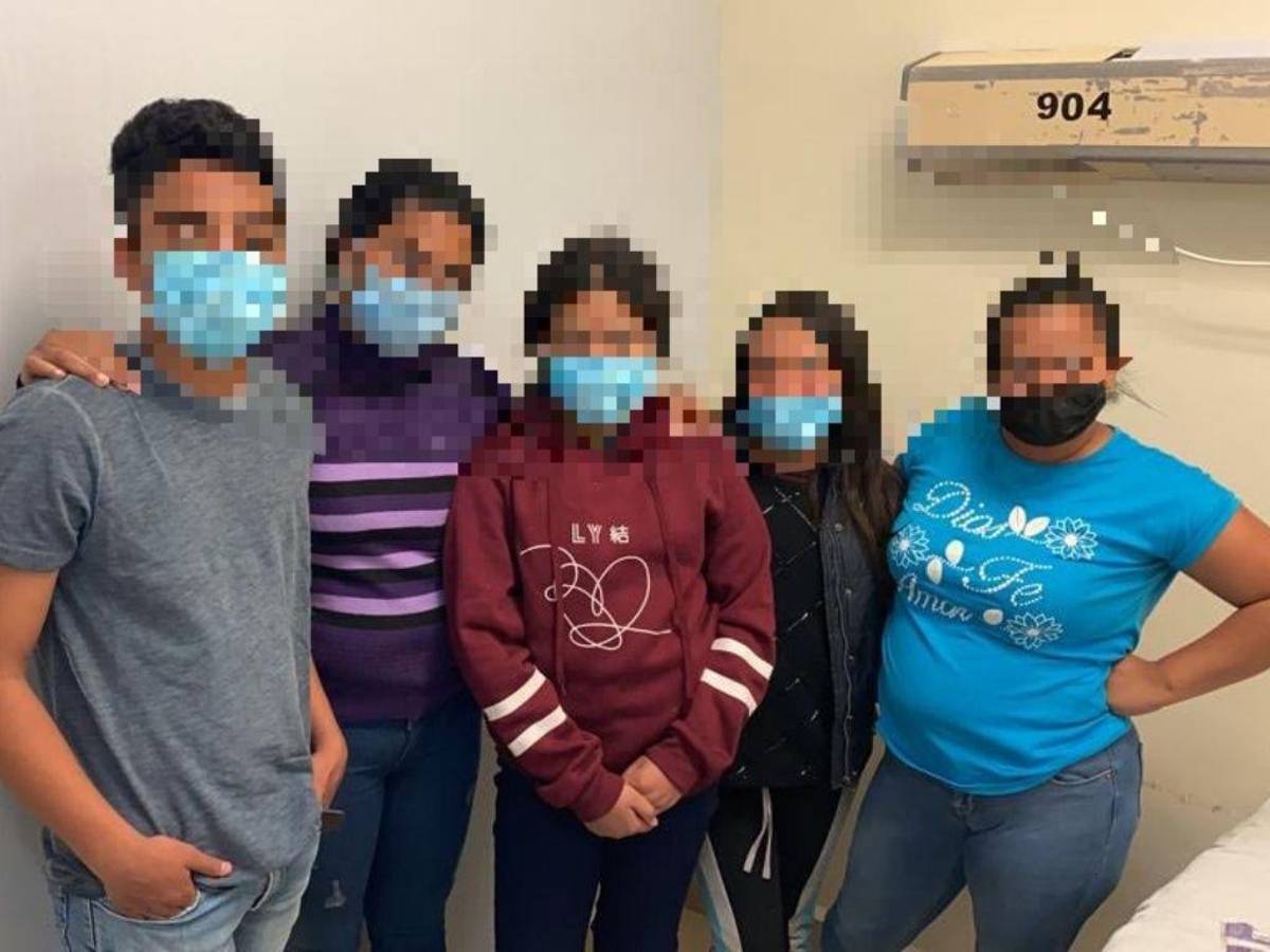 Los infantes originarios de Honduras lograron reencontrarse con sus madres.