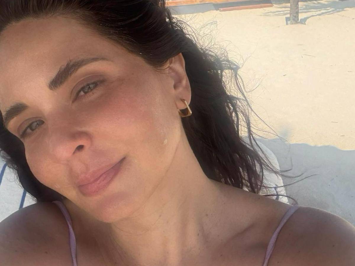 Adriana Louvier revela que perdió tres embarazos y tomó una decisión junto a su esposo Guto Salas