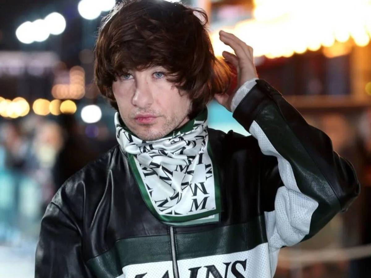 Barry Keoghan afirma que “tiene mejor aspecto” tras probar un tensado facial sin cirugía