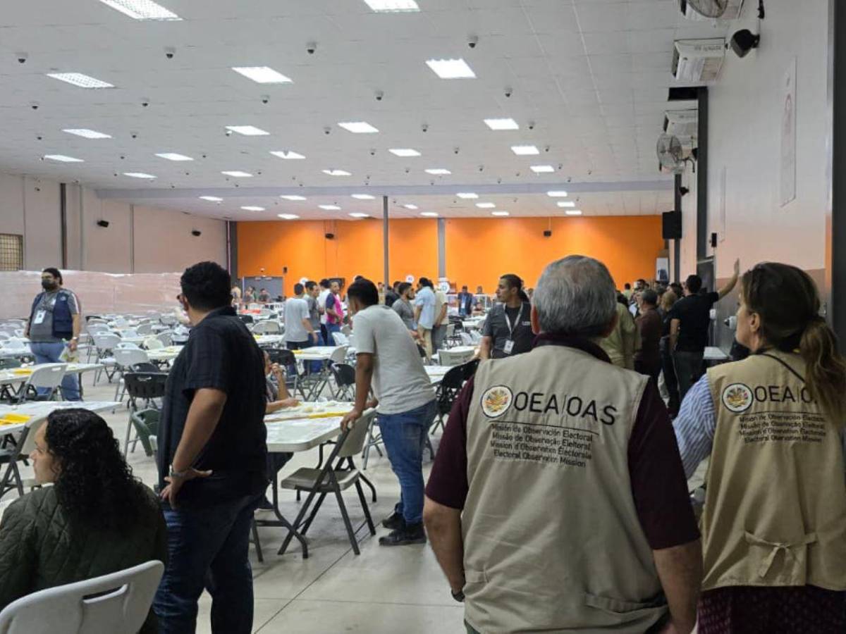 Las primeras imágenes del inicio del escrutinio especial en Honduras