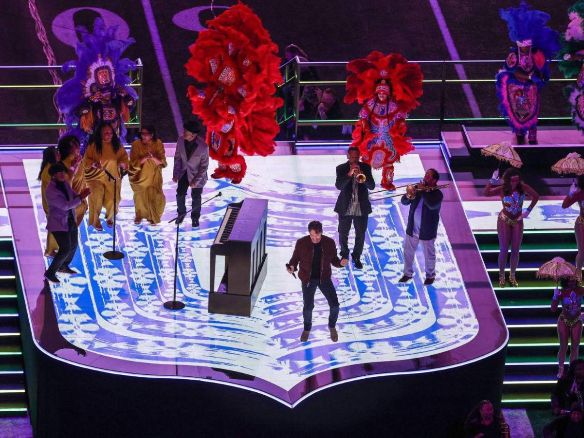 Super Bowl: Ledisi y coro estudiantil conmueven con himno de igualdad