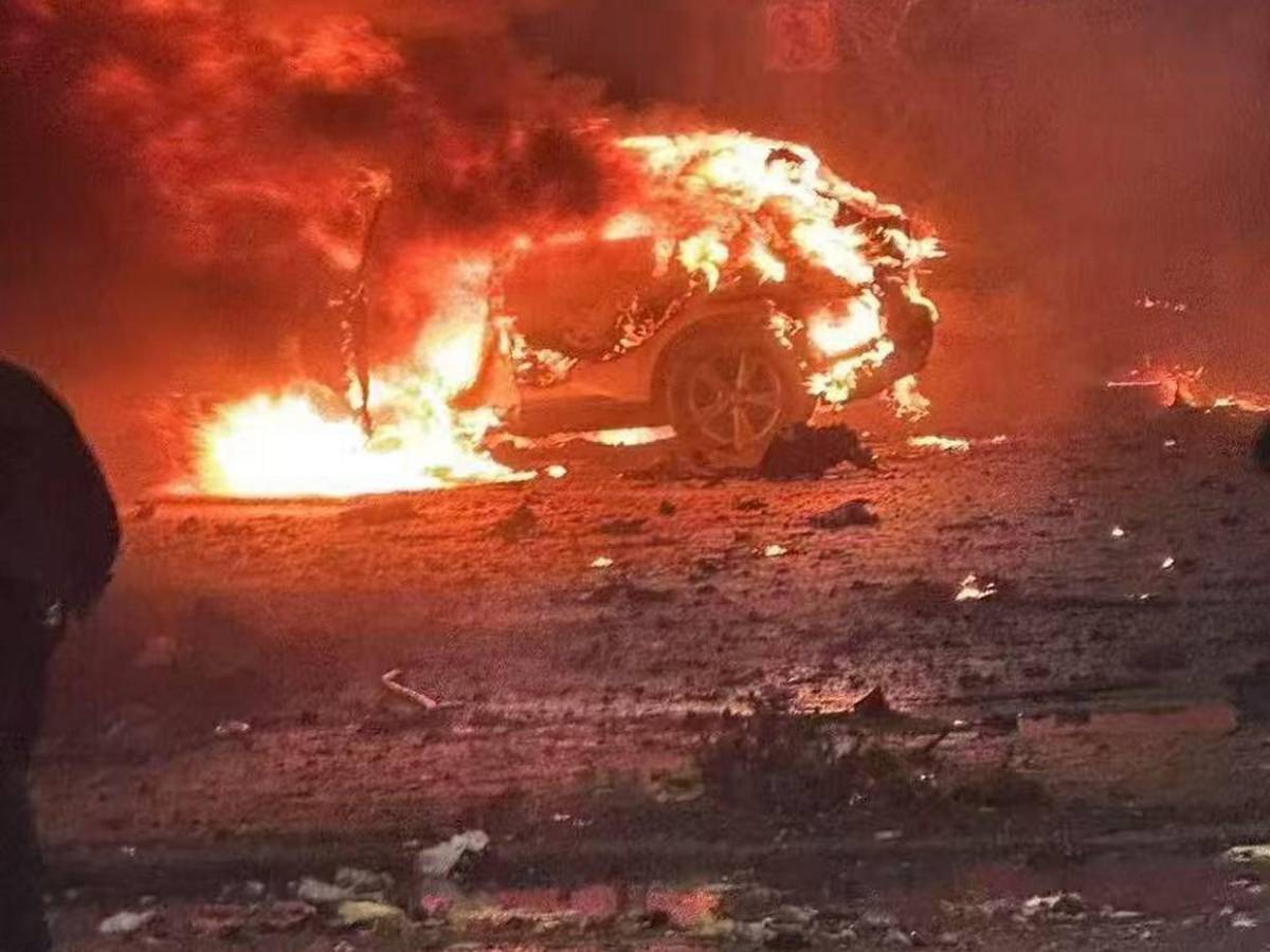 Tragedia aérea en Filadelfia: Seis mexicanos muertos, viviendas y carros destruidos