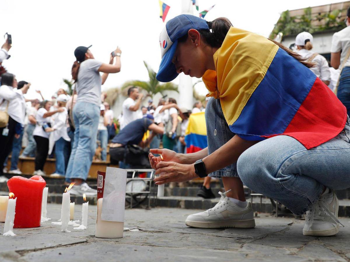 Colombia teme volver a los años más oscuros de violencia tras atentado contra Uribe Turbay