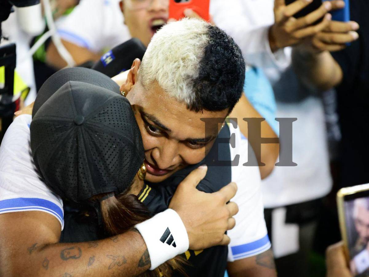 ¿Le propuso matrimonio? Así celebró Supremo con Milagro Flores su gol en juego de tiktokers