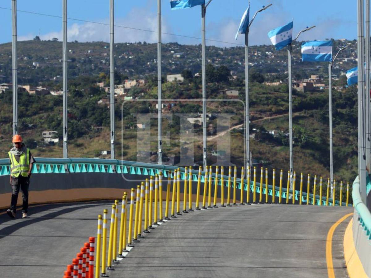 Así luce el carril inaugurado de lo que será el paso a desnivel Papa Francisco