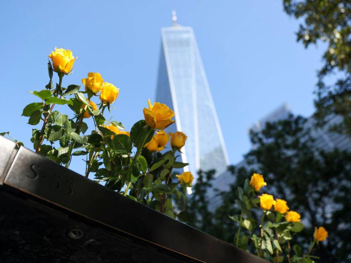 Nueva York recuerda a sus muertos en la tragedia de las Torres Gemelas hace 24 años