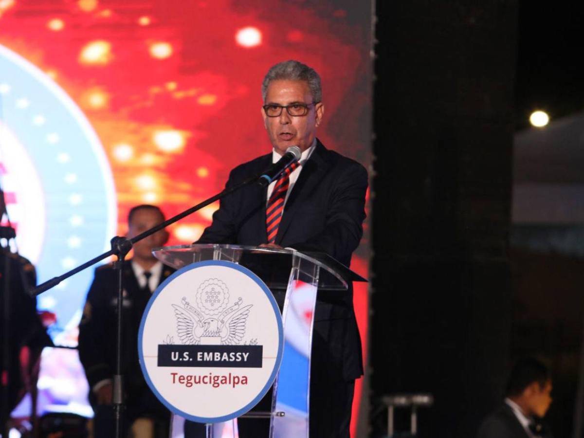 Personalidades presentes en la inauguración de la nueva embajada de EUA