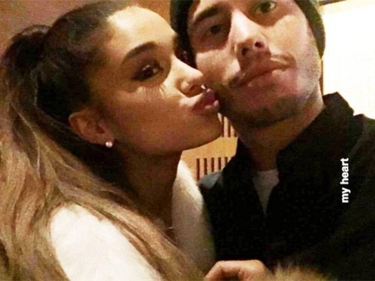 Las pistas con las que Ariana Grande habría confirmado su reconciliación con su ex