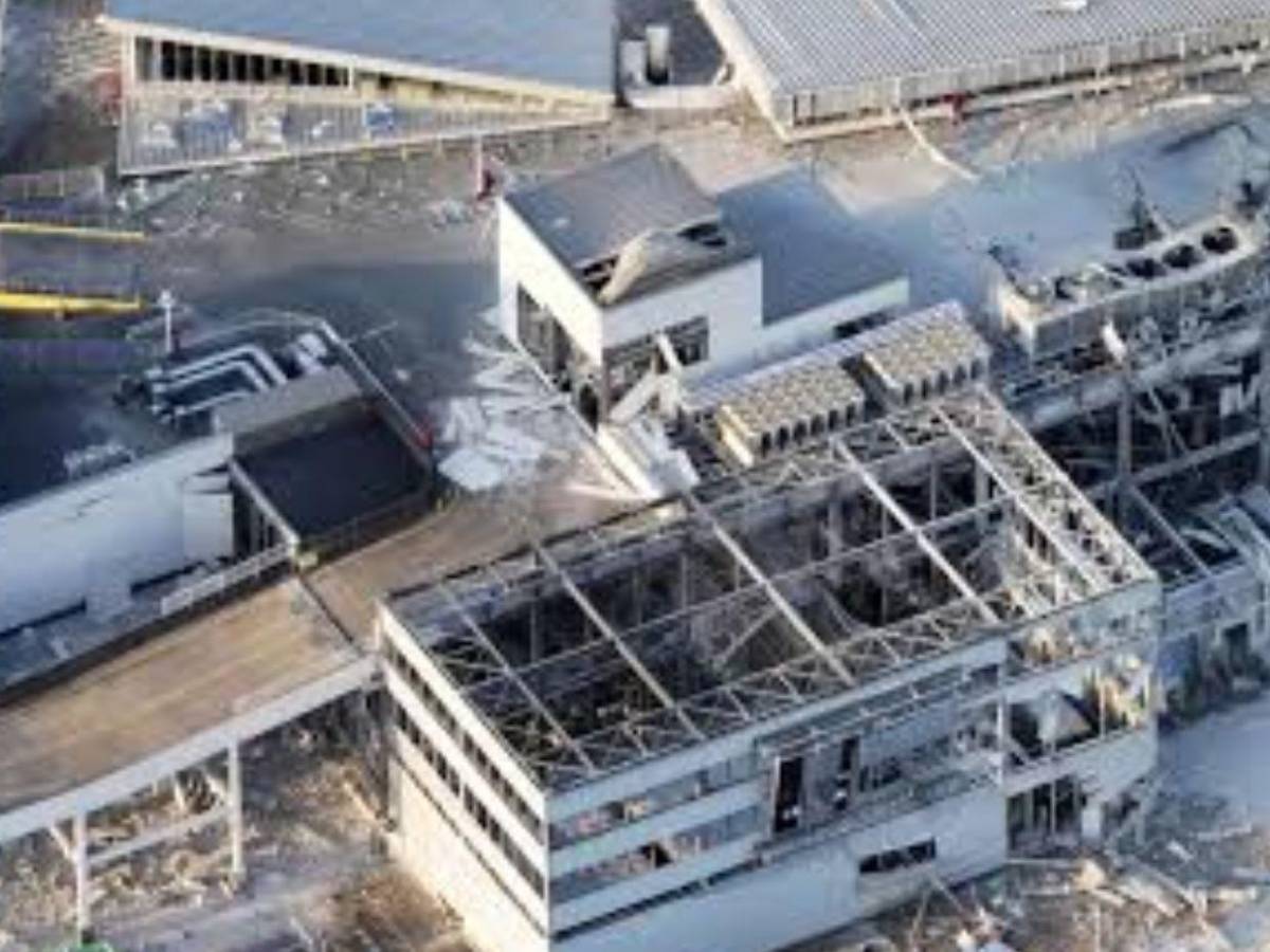 Derrumbes, carreteras dañadas y personas atrapadas: caos tras sismo en Japón