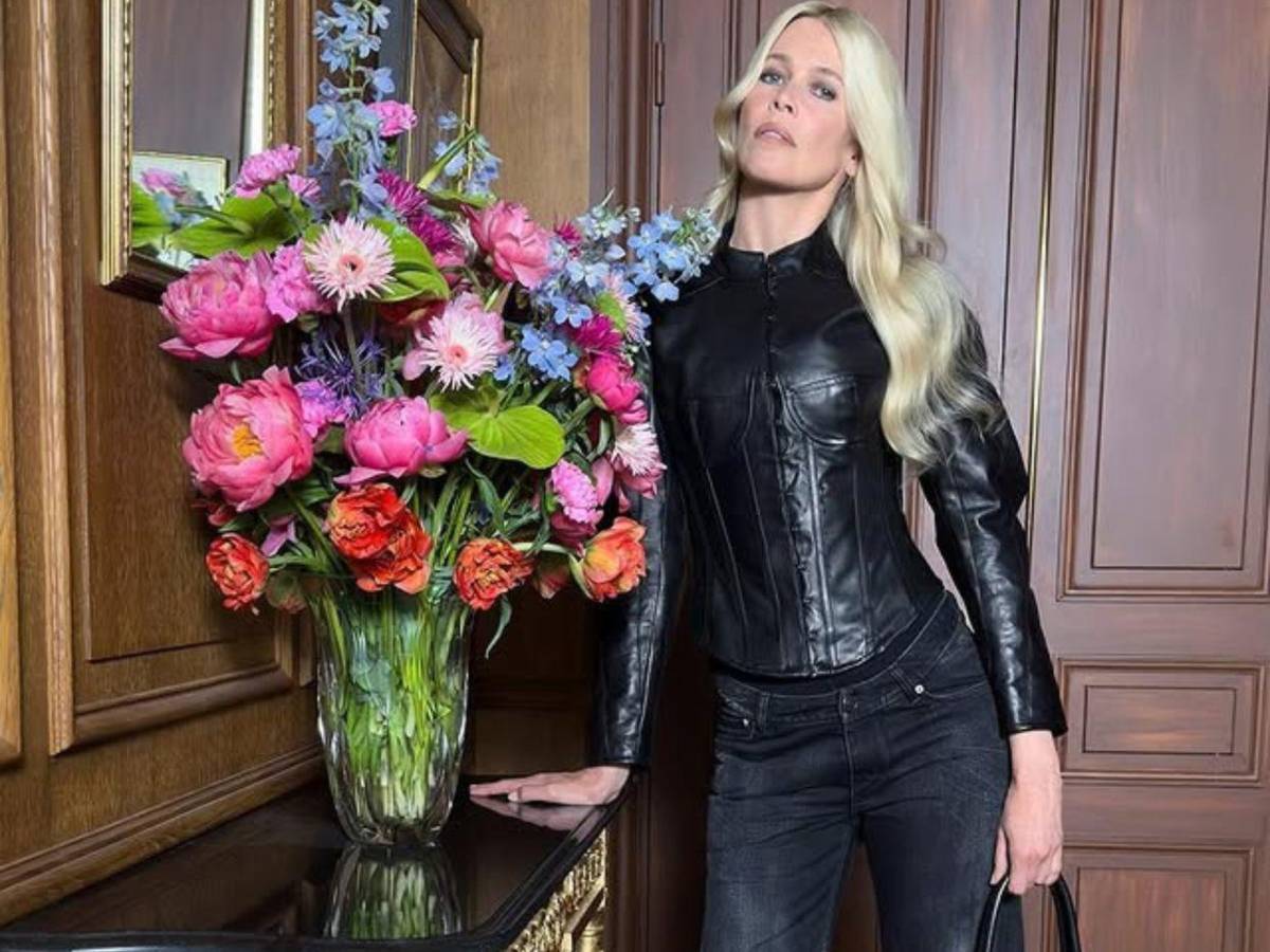 ¿Qué fue de Claudia Schiffer, la supermodelo que marcó los noventa?