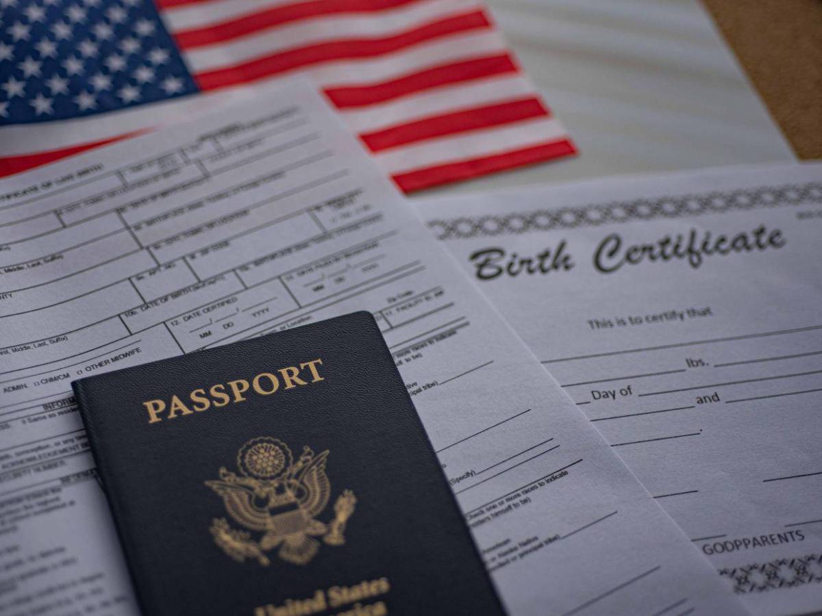 ¿Puede Donald Trump acabar con la ciudadanía por nacimiento? Esto sabemos