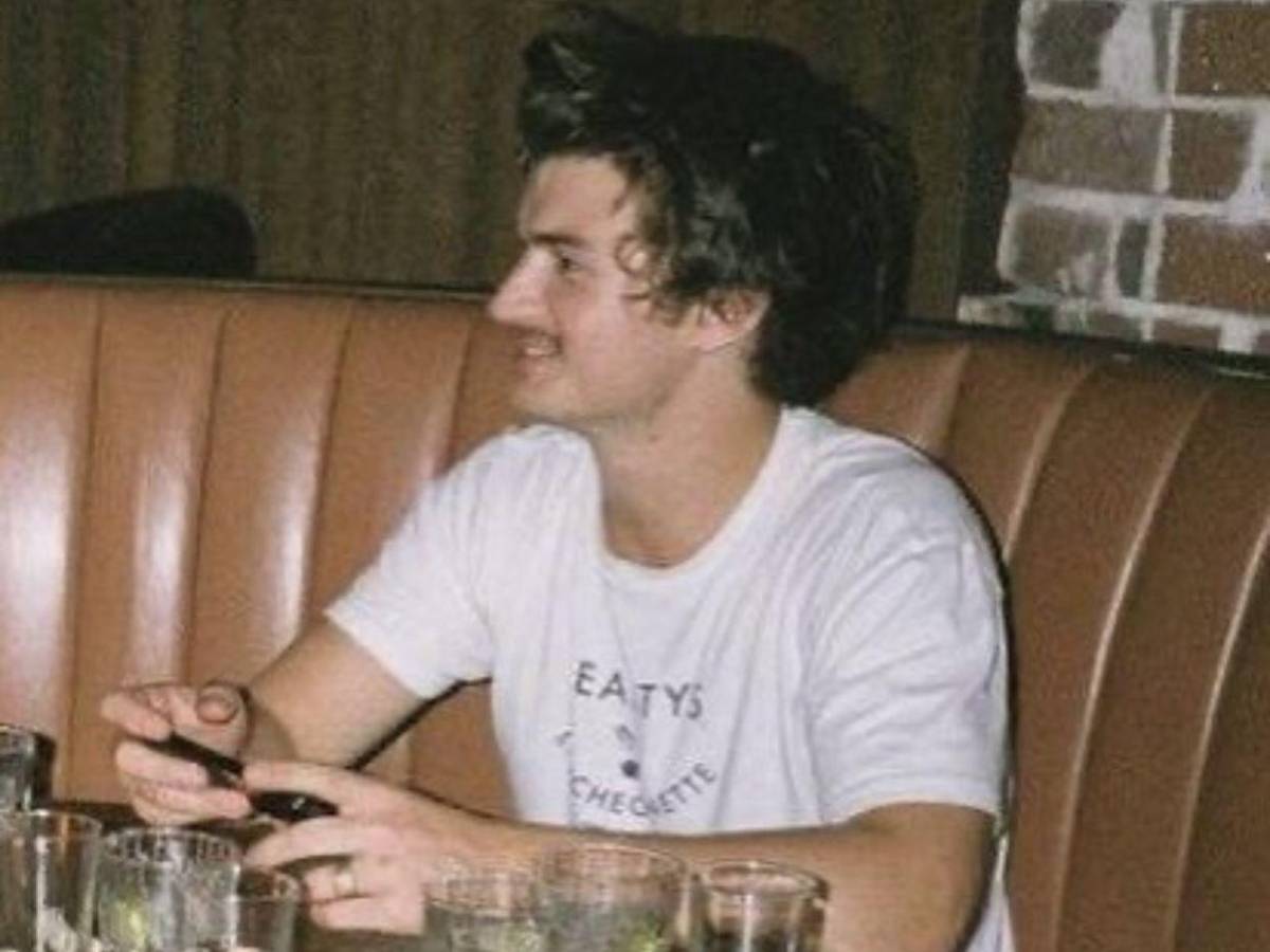 Cómo Joe Keery de Stranger Things superó a Taylor Swift con su alias Djo en Spotify