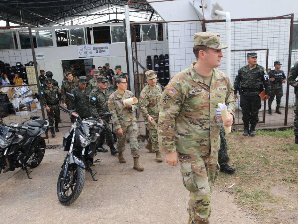 Militares de Estados Unidos y Brasil hacen recorrido por el CLE y se reúnen con Roosevelt Hernández