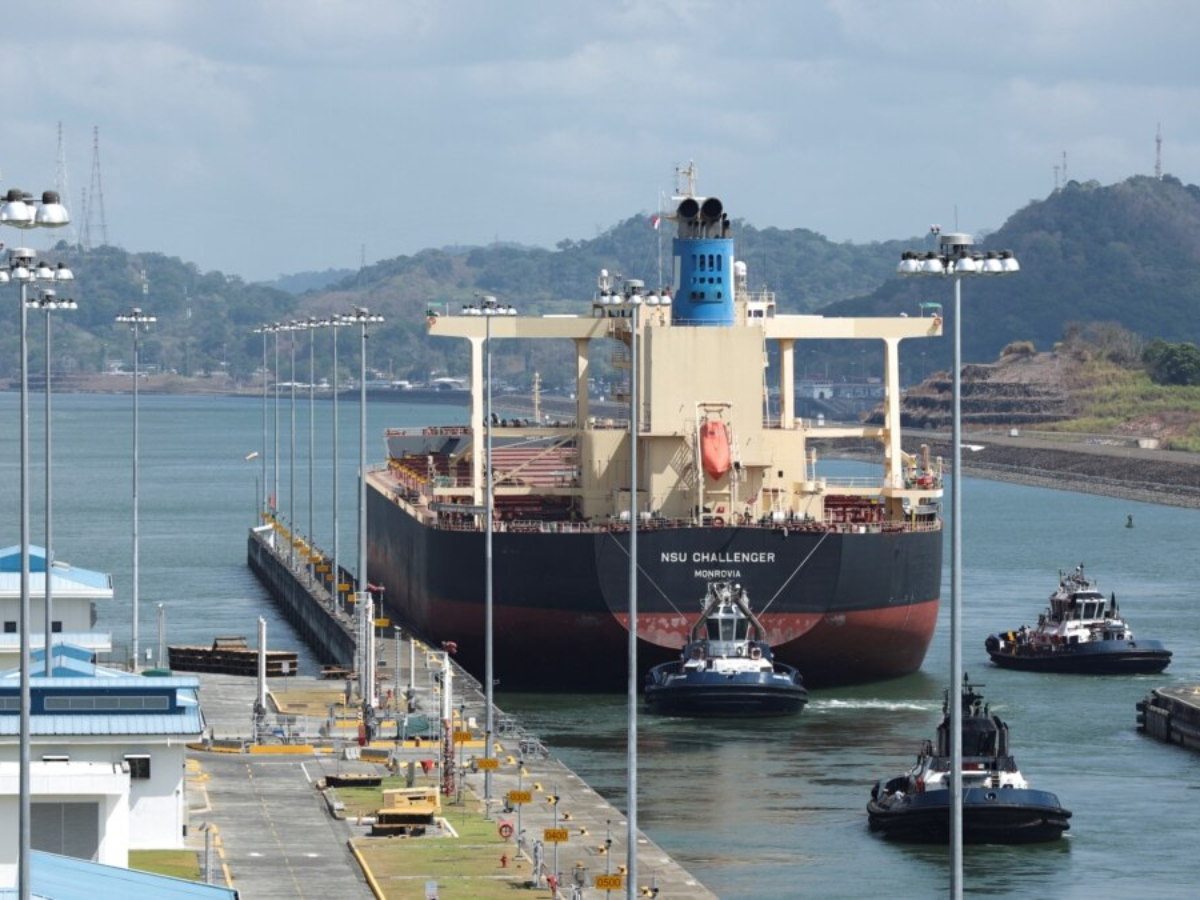 Incrementa tránsito de buques en Canal de Panamá por aumento de nivel del agua